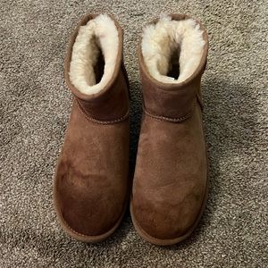 Ugg short boots
